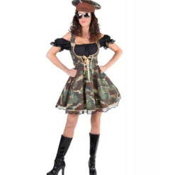 Officiers Meisje, Camouflage